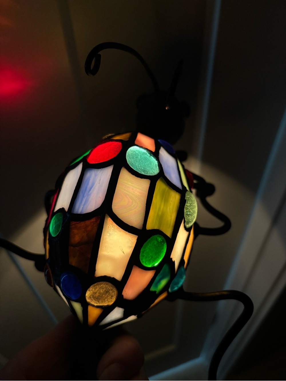 Stained Glass Mosaic Bug Lamp - Multicolor - Picture 4 of 5
